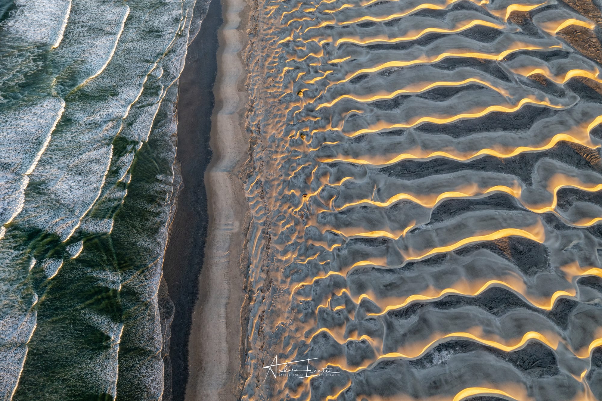 Mexico, white dunes and the ocean: Izzotti's shot conquers the world